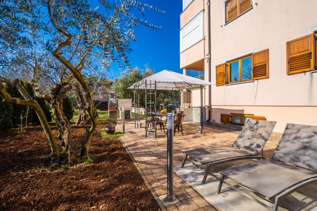 Moreri Garden Novigrad  Zewnętrze zdjęcie
